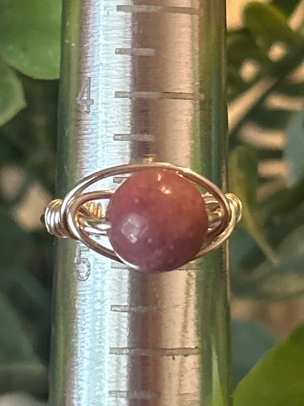 💍 Handcrafted rhodonite gold tone copper wire wrapped crystal ring size 4.75